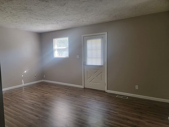 4th image of 2715 Elva Dr