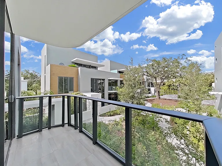 3030 W Santiago St #Townhouse 9 — Photo 3