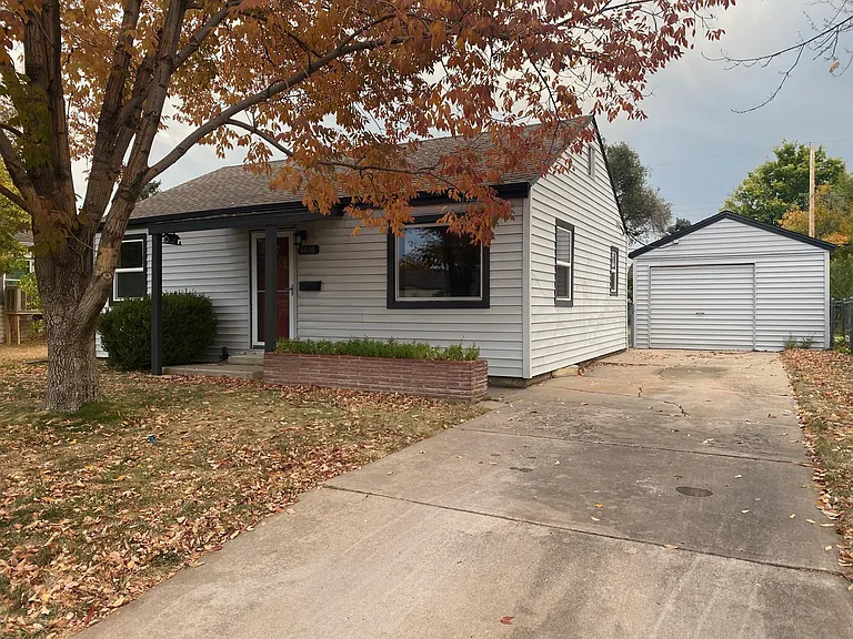 4616 S Logan St — Photo 7
