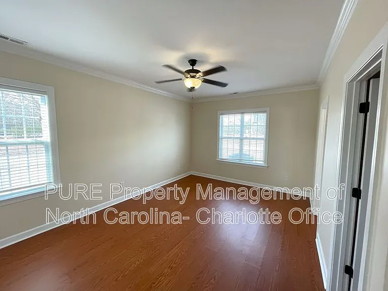 68 Wembley Dr — Photo 7