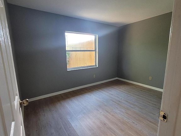 5th image of 413 Del Monte Rd #A