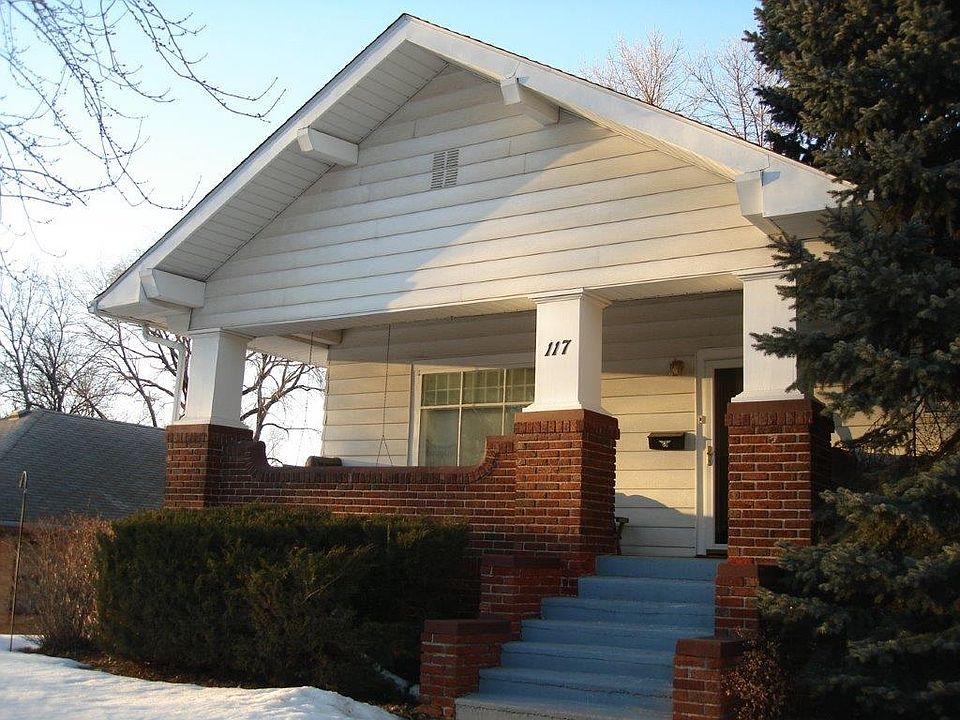 1st image of 117 Stewart Ave
