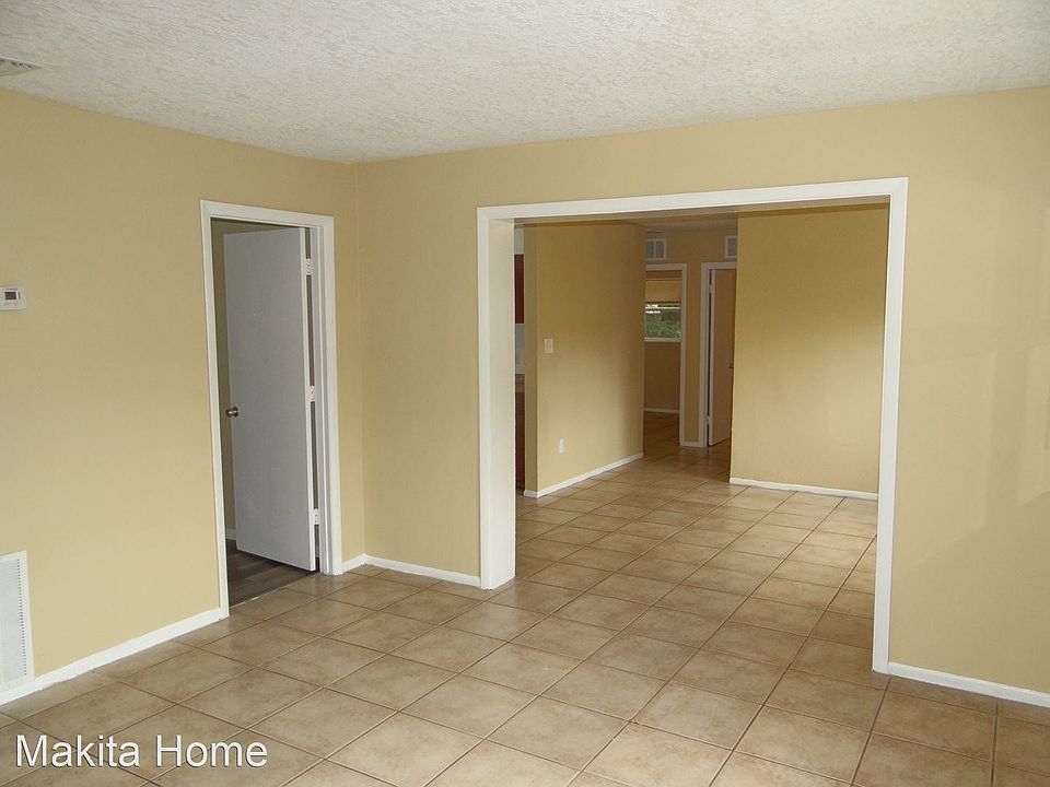 1st image of 9217 13th St