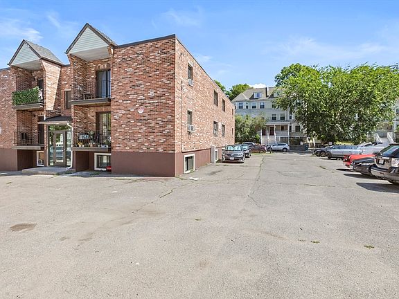 4th image of 7-11 Abbot St