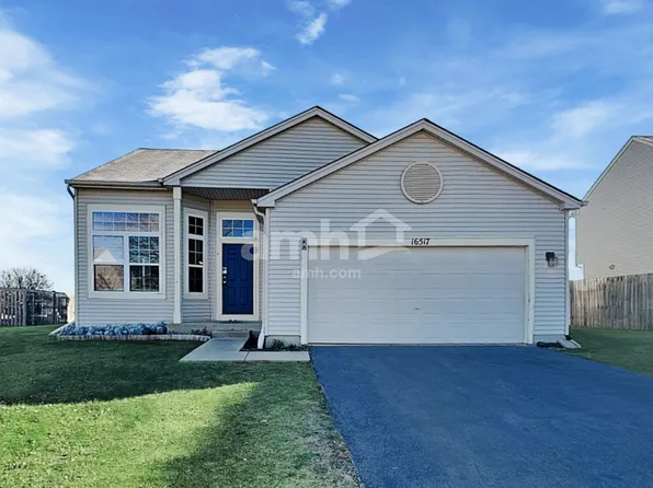 16517 Kingsbrook Dr, Crest Hill, IL 60403