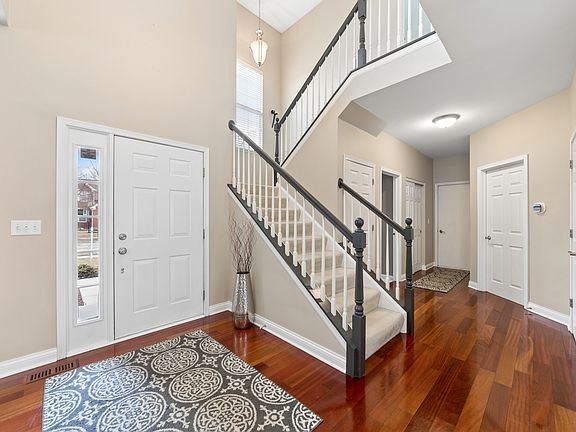 2nd image of 1709 Belcourt Ln