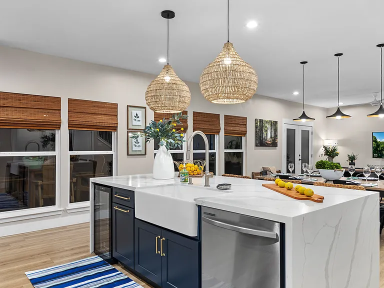 6790 River Rd #1 — Photo 2