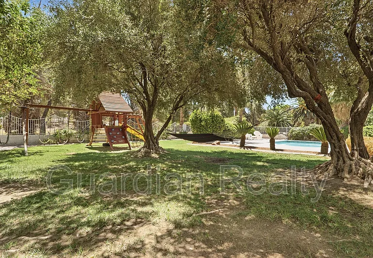 3007 La Mesa Dr — Photo 18