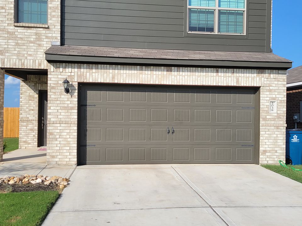 1st image of 2038 Wooley Way