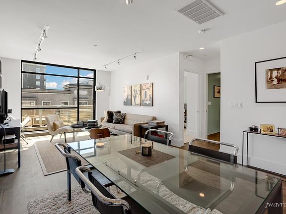 3rd image of 818 Van Ness Ave APT 405