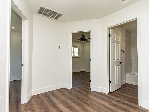 5th image of 4213 Lucinda Ave