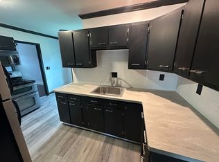 23 Laverack Ave APT 3, Depew, NY 14043