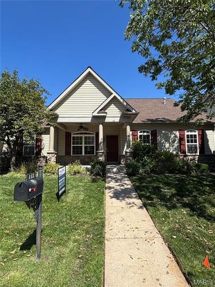113 Scenic Pass Dr, Saint Peters, MO 63376