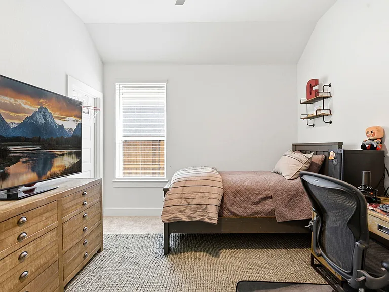 27927 Spring Falls Ct — Photo 30