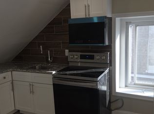 315 E Price St APT 3, Philadelphia, PA 19144