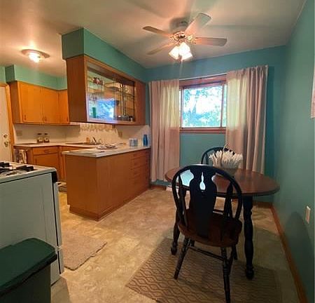 4th image of 411 Greenwood Dr