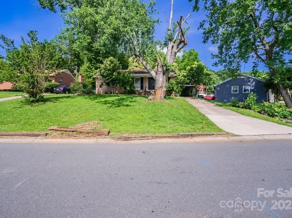823 Yuma St, Charlotte, NC 28213
