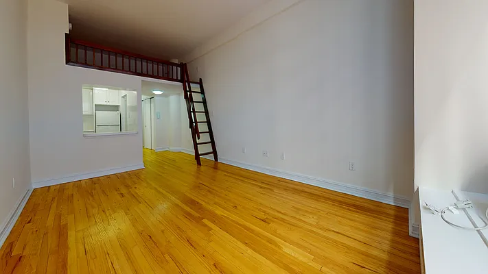 Rented by Bond New York | media 2