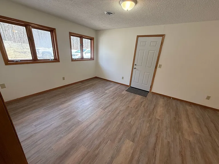 5625 Rice Lake Rd NE — Photo 6