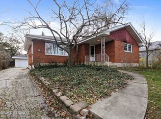 229 E Richmond St, Westmont, IL