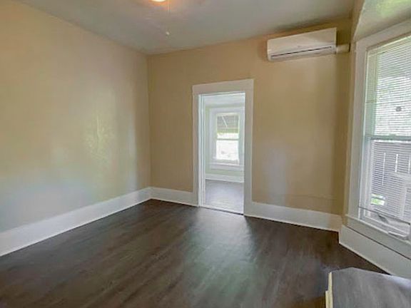 4th image of 241 Post Ave
