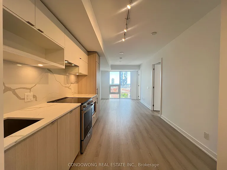 100 Queen St E #2211 — Photo 1