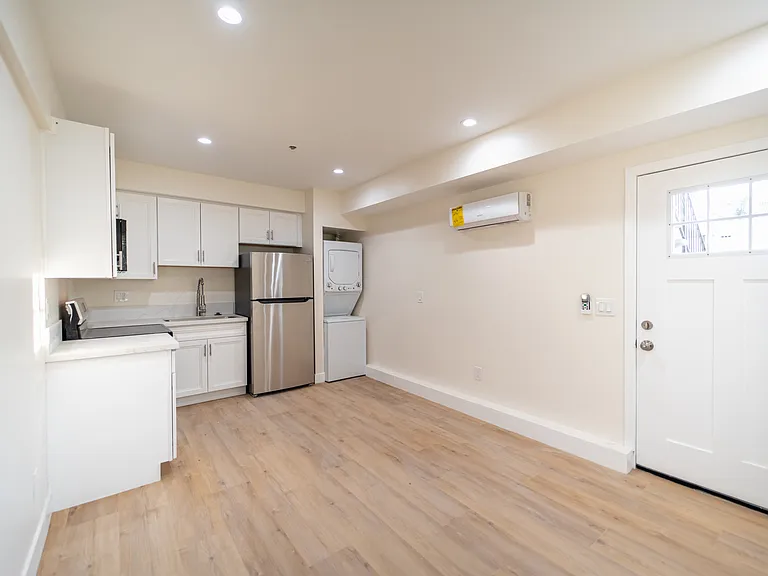 4576 Felton St #3 — Photo 3