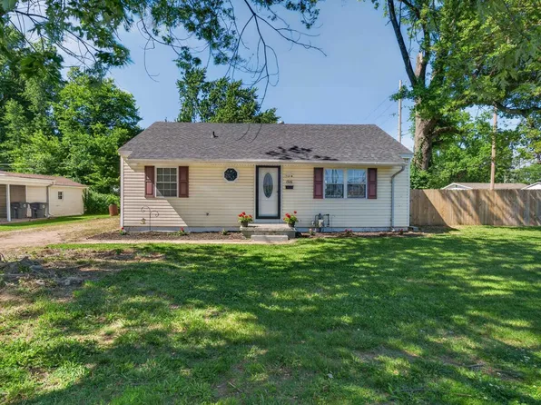 1926 Ravenswood Dr, Evansville, IN 47714