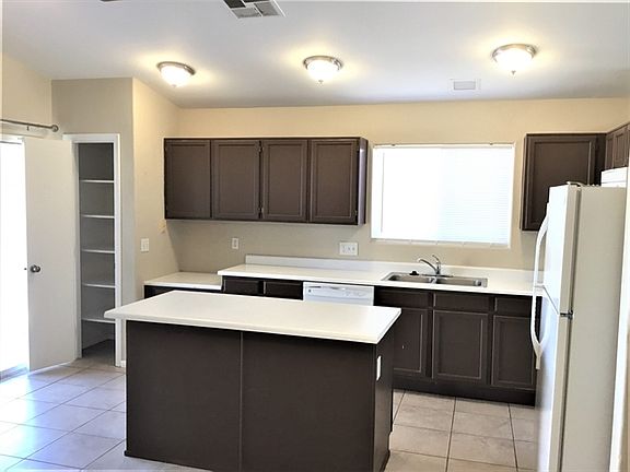 5th image of 3260 W Melinda Ln