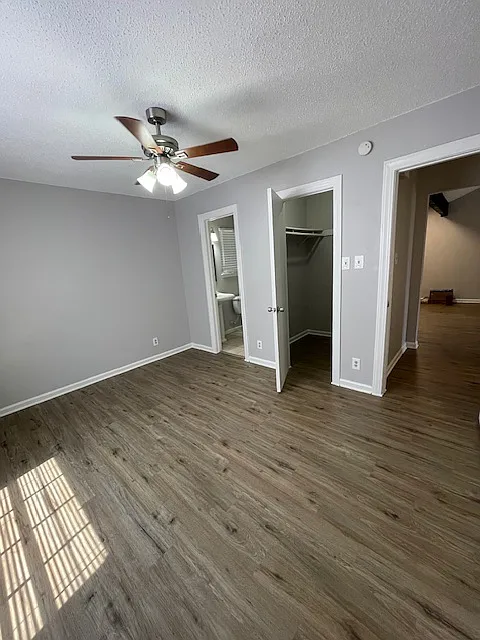 2 bed, 1.5 bath, 950 sqft, $1,195 — Photo 3