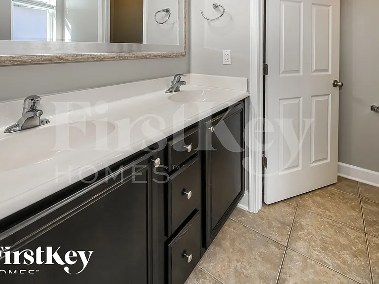 13710 Goodson Pl — Photo 10
