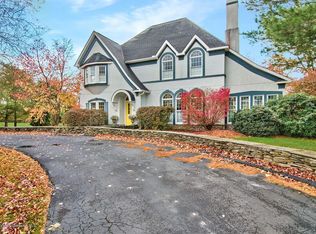 816 Saddle Loop Rd #L-8, Clarks Summit, PA 18411