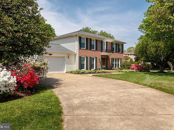 3rd image of 8500 Paul Revere Ct