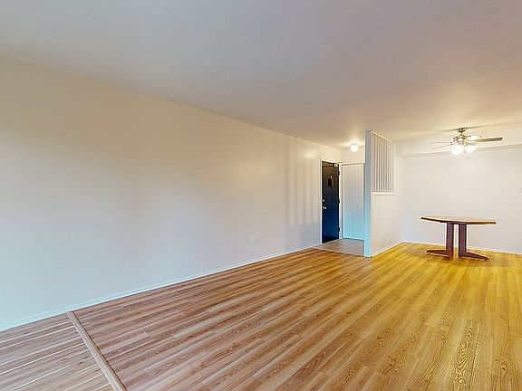 5th image of 735 Hill Dr #2-110
