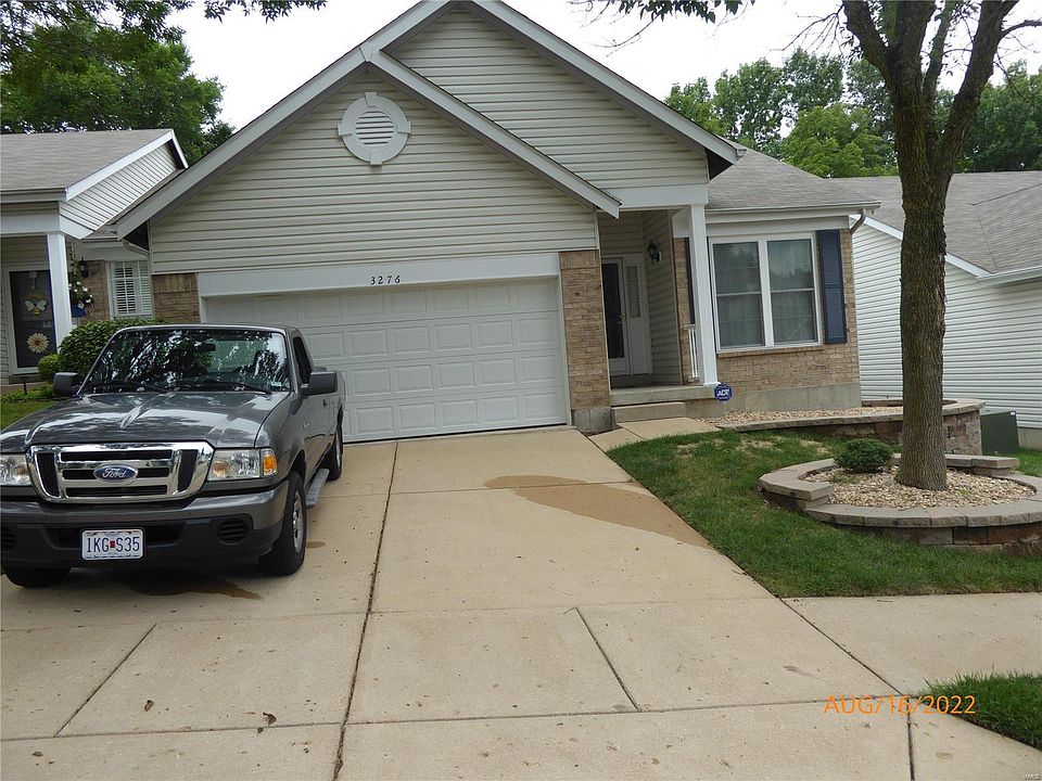 1st image of 3276 Country Hollow Dr