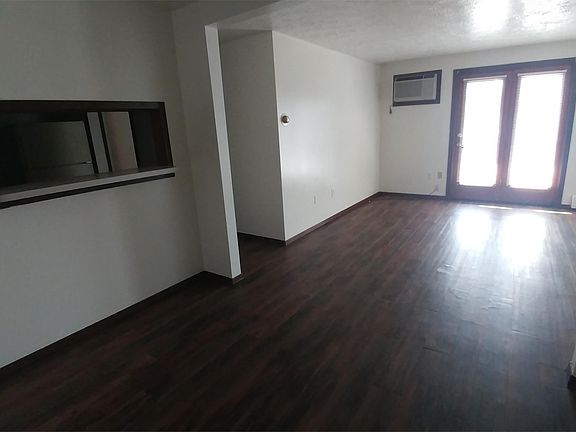 2nd image of 1875 Turner Blvd APT H