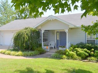 320 Eagle Dr, Forsyth, MO 65653