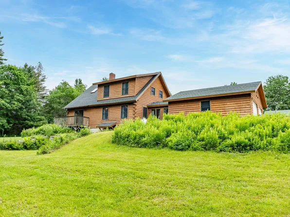 37 Dry Moon Lane, Blue Hill, ME 04614