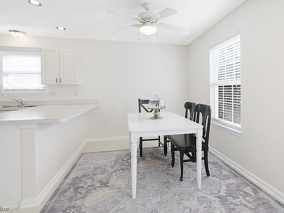 3rd image of 10238 Brighton Cir #23