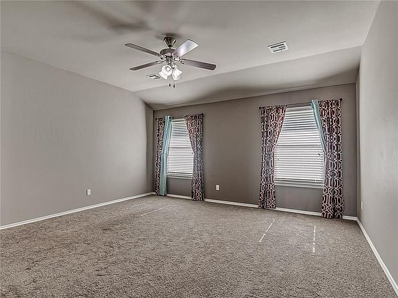 2nd image of 2016 Bradford Cir