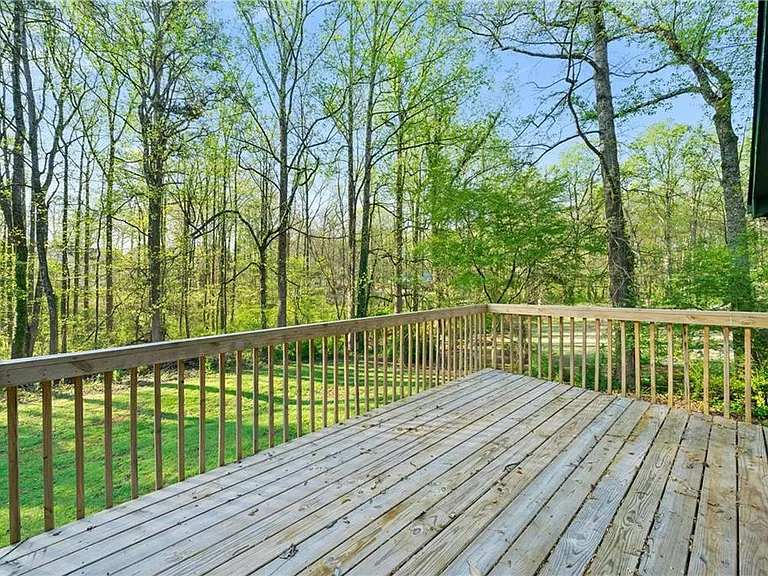 1131 Lafayette Dr SW — Photo 19