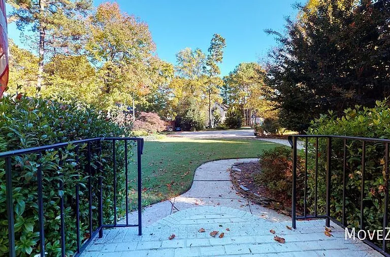 123 Greymist Ln — Photo 32