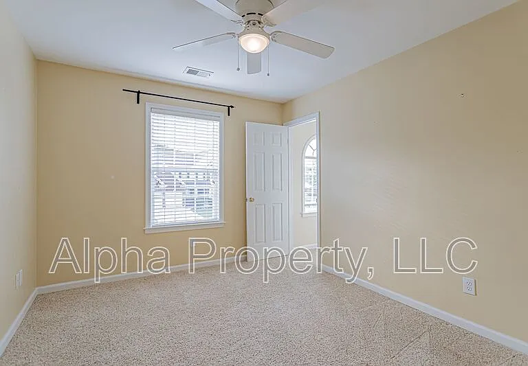 27 Lake Valley Ct — Photo 25