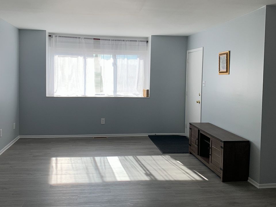1st image of 2427 Tremont St #A