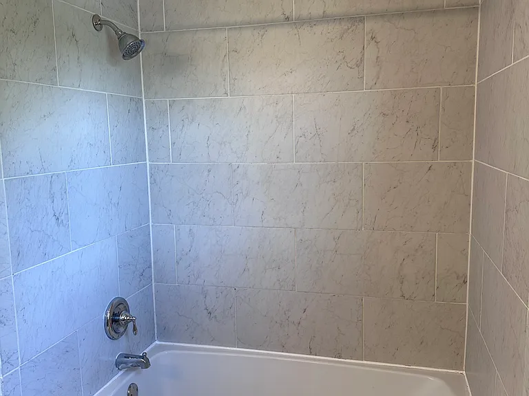 118 Glenstone Ct — Photo 14