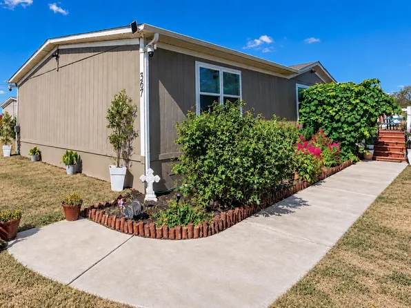 367 Margarita Dr, Dale, TX 78616
