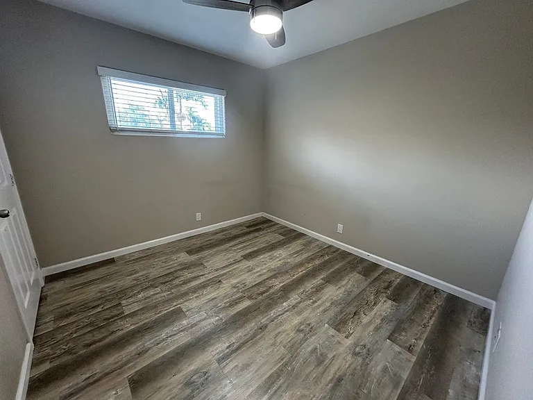 1149-1155 Felspar Street — Photo 31