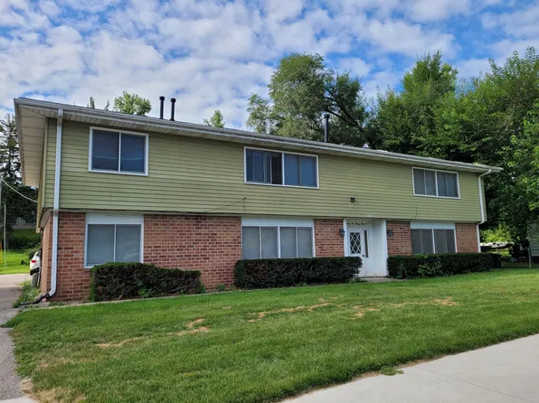 2631 O Avenue NW, 2631 O Ave NW APT 6, Cedar Rapids, IA 52405