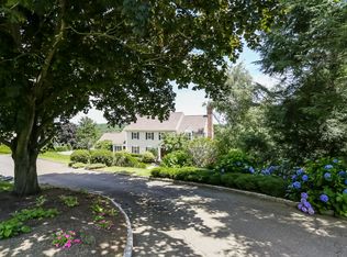 38 Keelers Ridge Rd, Wilton, CT 06897