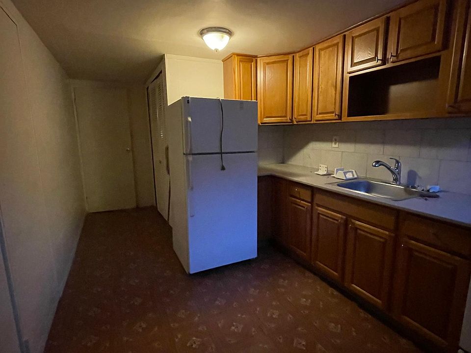 1st image of 10720 Avenue J Floor 1